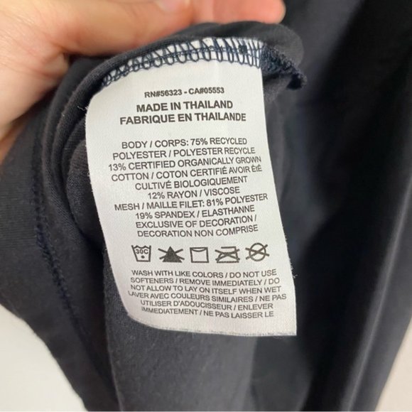 Nike Black Sporty Open Back Tank Top - Picture 2 of 3